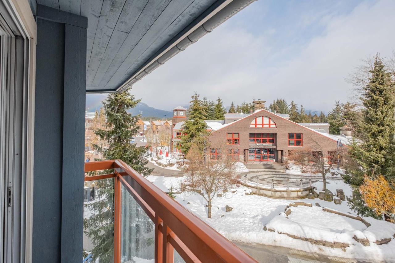 Eagle Lodge By Outpost Уистлер Экстерьер фото